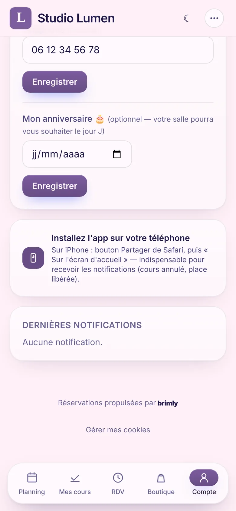 Page Mon compte sur iPhone : encart « Installez l'app sur votre téléphone » avec le logo de la salle