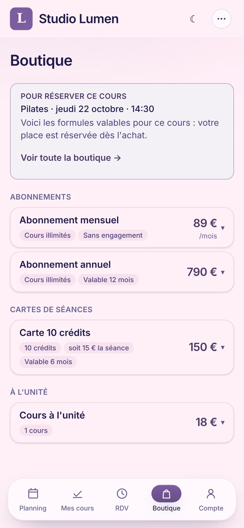 Téléphone : boutique avec l'encadré Pour réserver ce cours, Pilates jeudi 22 octobre 14:30, puis les abonnements, la carte 10 crédits et le cours à l'unité